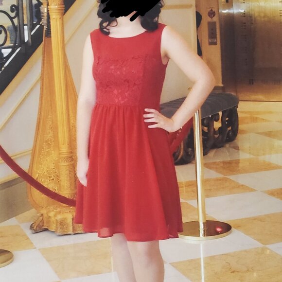 JACOB Red Lace Dress - Picture 4 of 4